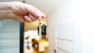 Eπιστροφή ενοικίου: Ξεκινά η αντίστροφη μέτρηση για τις πληρωμές των δικαιούχων