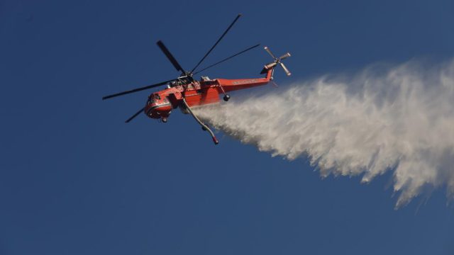 Συναγερμός στην Πυροσβεστική: Φωτιά σε δασική έκταση στους Ζάρακες Ευβοίας
