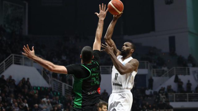 ΠΑΟΚ – Τρέπτσα 85-74: Νίκη με δυσκολία για τον «Δικέφαλο», αλλά στο τέλος τα κατάφερε
