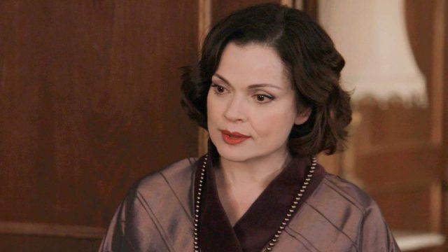 Grand Hotel (15/10): Ο Ρήγας πουλάει το ξενοδοχείο και η Κυβέλη καταρρέει