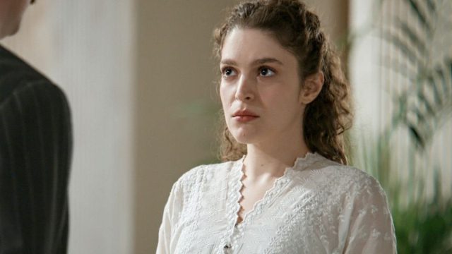 Grand Hotel (08/10): Η Αλίκη δραπετεύει από τον απαγωγέα της και επιστρέφει