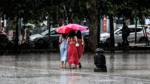 Καιρός: «Καμπανάκι» από τον Σάκη Αρναούτογλου – Έρχονται βροχές και καταιγίδες σε τέσσερις περιοχές της χώρας