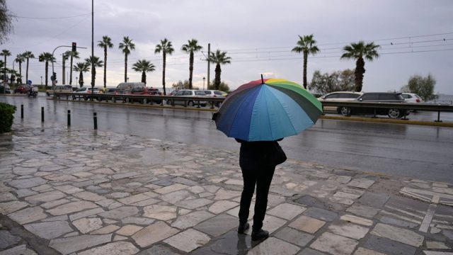 Καιρός σήμερα 20/10: Βροχές και καταιγίδες – Σε ποιες περιοχές αναμένονται ισχυρά φαινόμενα