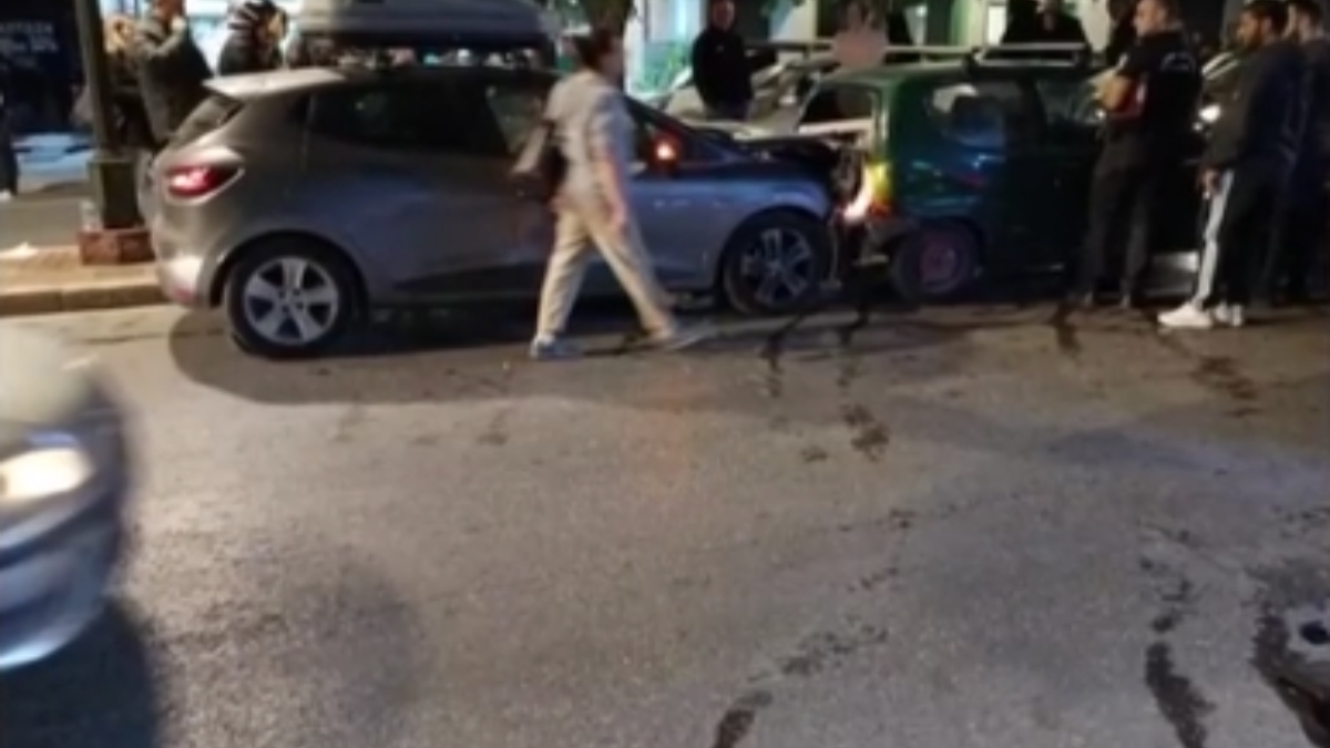 Φονική καραμπόλα στον Κολωνό: Νεκρός ο οδηγός του πέμπτου οχήματος