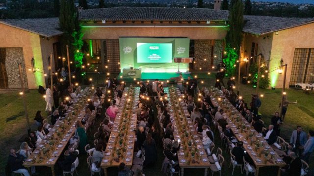 Μια βραδιά αφιερωμένη στη γεύση: Η Knorr παρουσίασε τους νέους Σπιτικούς Ζωμούς με εκχύλισμα κρασιού