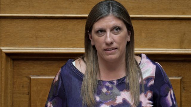 «Σας οφείλω μια συνέντευξη» είπε η Ζωή Κωνσταντοπούλου στον ΣΚΑΪ – «Να σας ρωτήσει όμως ό,τι θέλει;»
