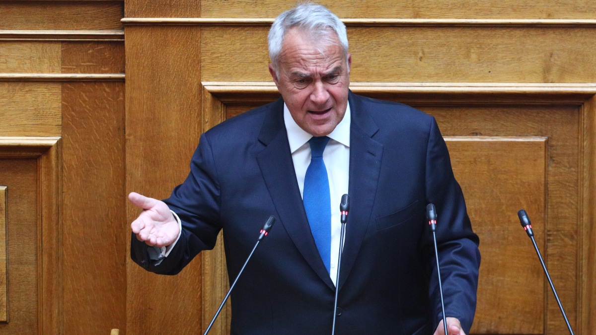 Μάκης Βορίδης για το επεισόδιο στο Ηράκλειο: «Χουλιγκάνοι της ακροαριστεράς μου επιτέθηκαν»