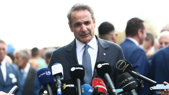 Μητσοτάκης: Ζούμε σε ταραγμένους καιρούς – Οι Ένοπλες Δυνάμεις είναι εδώ για να υπερασπιστούν την ελευθερία μας