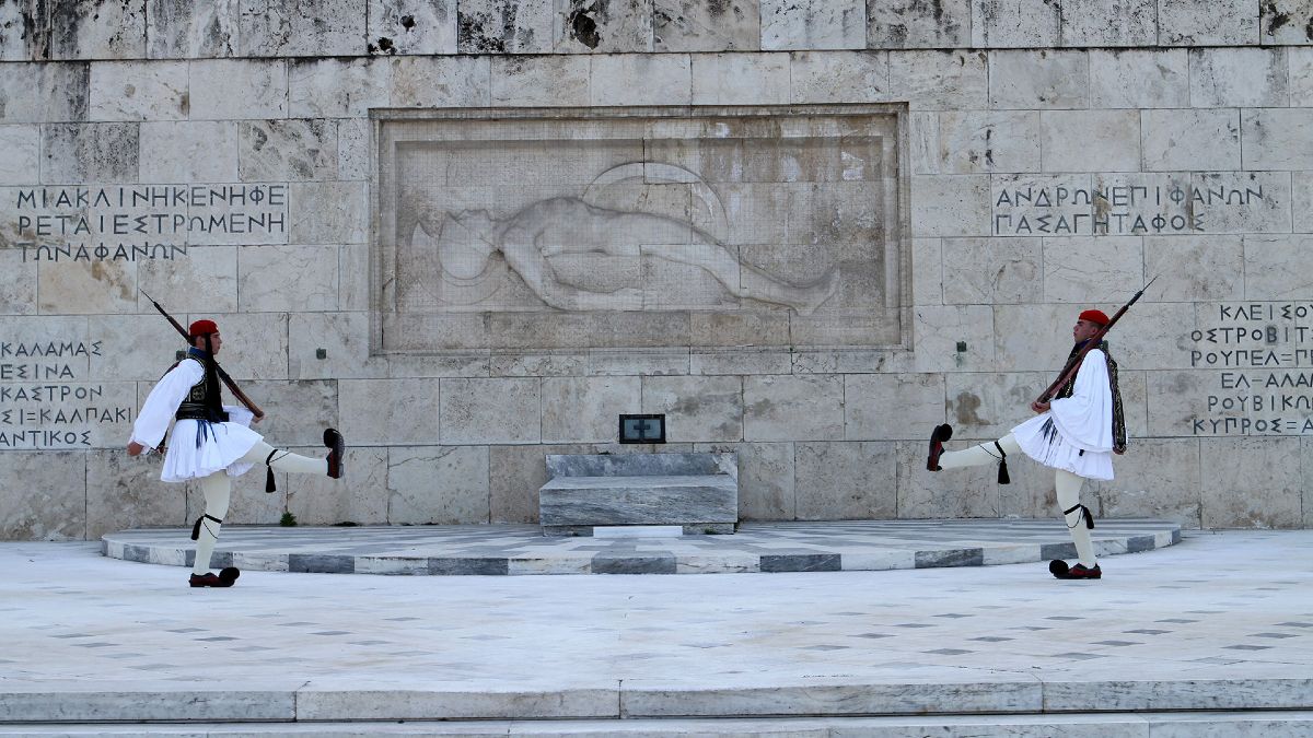 28η Οκτωβρίου 2025: Σε επιφυλακή η ΕΛ.ΑΣ. για την παρέλαση – Δοκιμασία ο νέος νόμος για το Μνημείο του Αγνώστου Στρατιώτη