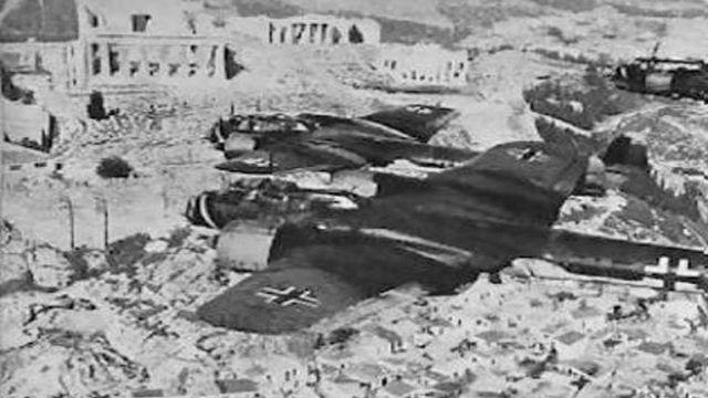 Σαν σήμερα, 09 Οκτωβρίου 1944: Γερμανικό αεροπλάνο βομβαρδίζει το αστυνομικό τμήμα του Αγίου Παντελεήμονα στην Αθήνα