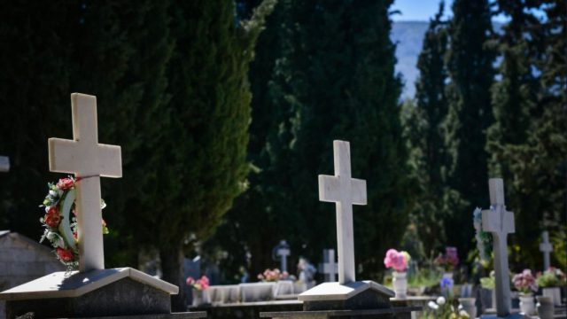 Νομικό πλαίσιο και δικαίωμα στην αλήθεια: Πότε επιτρέπεται η εκταφή στην Ελλάδα – Τι ισχύει στην περίπτωση του Πάνου Ρούτσι