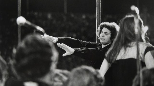 Σαν σήμερα, 19 Οκτωβρίου 1964: Το «Άξιον Εστί» παρουσιάζεται για πρώτη φορά στο κοινό
