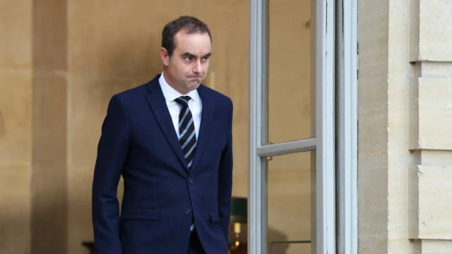 Γαλλία: Παραιτήθηκε με το καλημέρα ο Σεμπαστιάν Λεκορνί από πρωθυπουργός