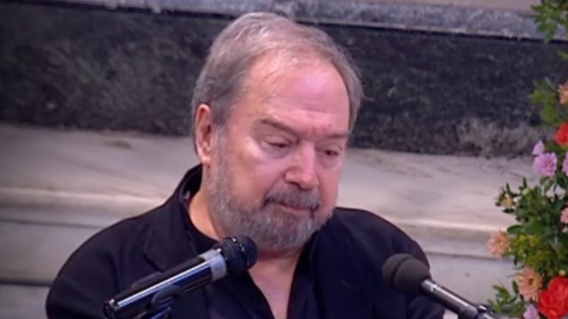 «Διονύση μου, τι πράγματα είναι αυτά αγόρι μου;» – Συγκλόνισε ο Σταμάτης Φασουλής για τον Σαββόπουλο