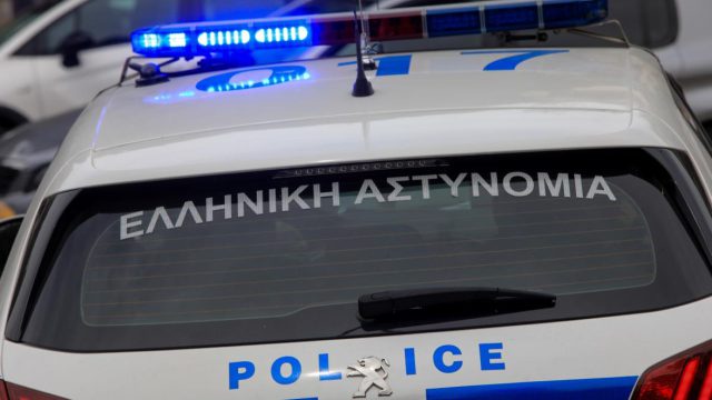 Σοκ στον Άγιο Δημήτριο: Μηχανάκι παρέσυρε 2, 5 ετών παιδί και ο οδηγός το εγκατέλειψε