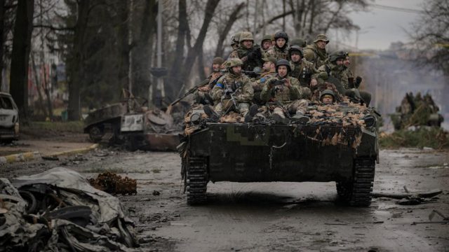 Σχέδιο της Κομισιόν για ευρωπαϊκή άμυνα: Η ΕΕ πρέπει να είναι έτοιμη για πόλεμο με τη Ρωσία έως το 2030