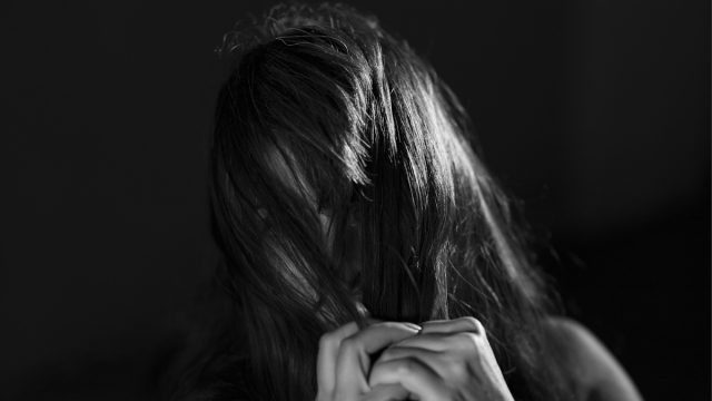 Αργυρούπολη: Νεαρός επιτέθηκε σε 60χρονη έξω από το σπίτι της για να τη βιάσει