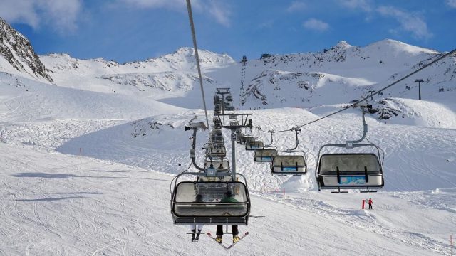 Αυτά είναι τα κορυφαία χιονοδρομικά θέρετρα της Ευρώπης για το 2025 – Συνδυάζουν πολυτέλεια και μαγευτικά τοπία