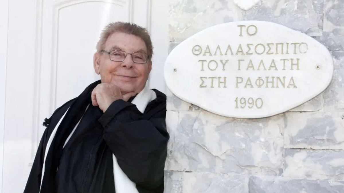 Μεγαλείο ψυχής: Ο Γιάννης Γαλάτης πουλάει την πολυκατοικία του στην Ραφήνα 600.000 ευρώ για φιλανθρωπικό σκοπό