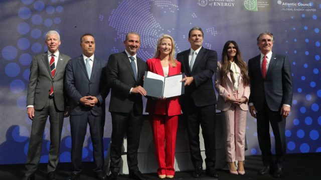 Υπεγράφη η στρατηγική συμφωνία της Atlantic-See LNG Trade για το αμερικανικό LNG – Η Ελλάδα στο επίκεντρο του ενεργειακού χάρτη