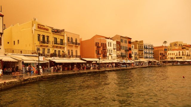 Θερμή εισβολή μετά το Σαββατοκύριακο: Νοτιάδες, αφρικανική σκόνη και ζέστη στη χώρα