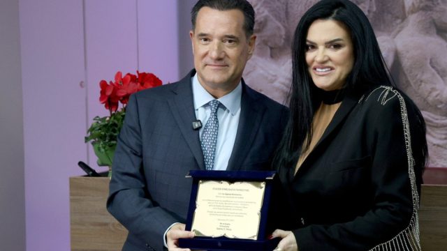 Δήμητρα Κατσαφάδου: «Είναι το καλύτερο που έχουμε κάνει μέχρι σήμερα» – Τι δήλωσε για τη δωρεά της La Vie en Rose στο ΕΣΥ
