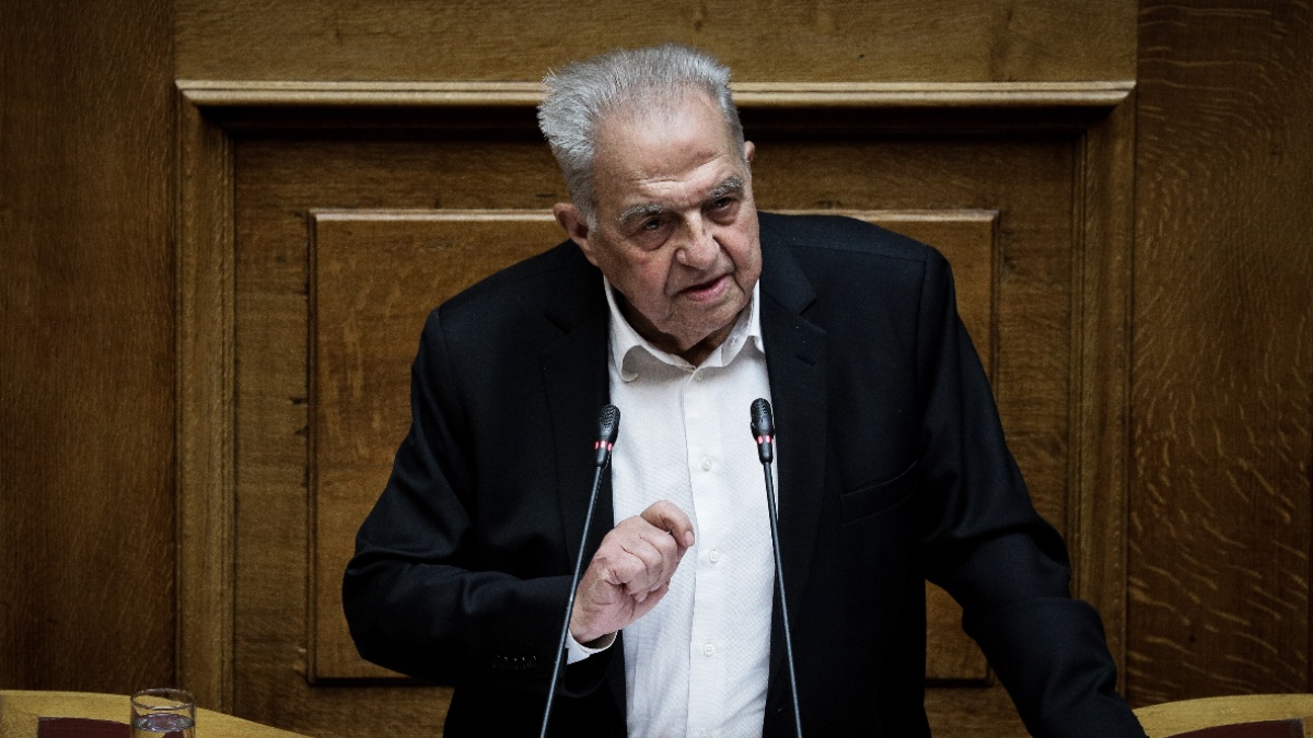 Αλέκος Φλαμπουράρης: Η επιθυμία της οικογένειας για την πολιτική κηδεία
