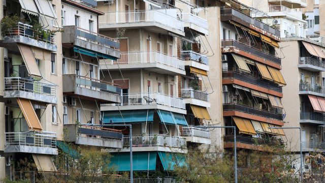 Δεν είχαν τον θεό τους: Δήλωσαν 20 φορές το ίδιο σπίτι για το «Ανακαινίζω – Νοικιάζω»