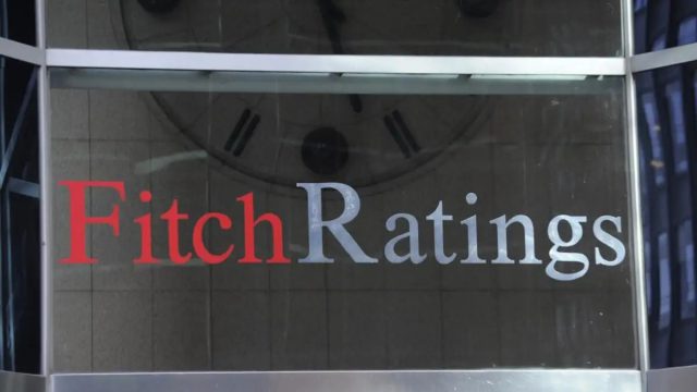 Νέα αναβάθμιση από τη Fitch για την ελληνική οικονομία – Στη βαθμίδα BBB με σταθερές προοπτικές η Ελλάδα