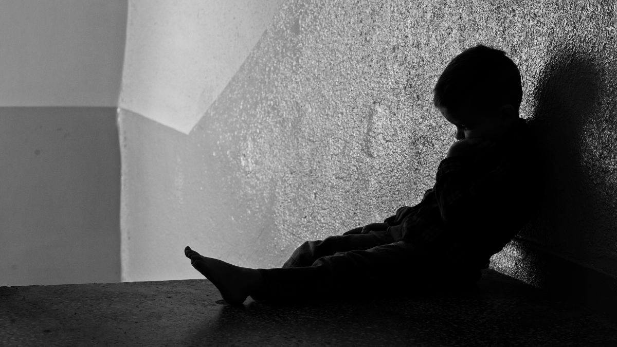 Φρίκη στην Αθήνα: Προφυλακίστηκε και 40χρονος σύντροφος του 20χρονου θείου για ασέλγεια σε ανήλικα ανίψια