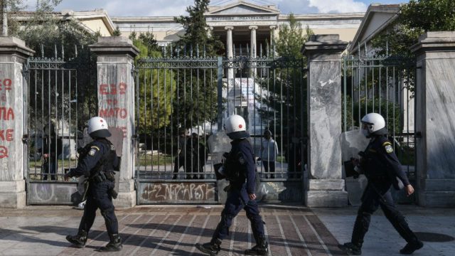 «Αστακός» το κέντρο της Αθήνας για το Πολυτεχνείο: 5.000 αστυνομικοί, drones και κλειστοί σταθμοί Μετρό – Πώς θα κινηθούν τα ΜΜΜ
