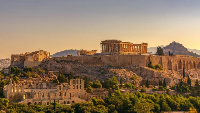 Ζεις, εργάζεσαι, ταξιδεύεις: Οι 100 πόλεις που τα έχουν όλα – Ποια η θέση της Αθήνας