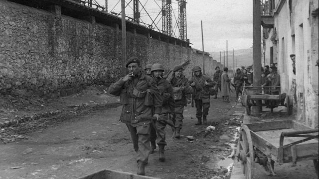 Κουίζ για την παλιά Αθήνα: Αναγνωρίζεις την περιοχή; Έχεις περάσει από εκεί τουλάχιστον μία φορά