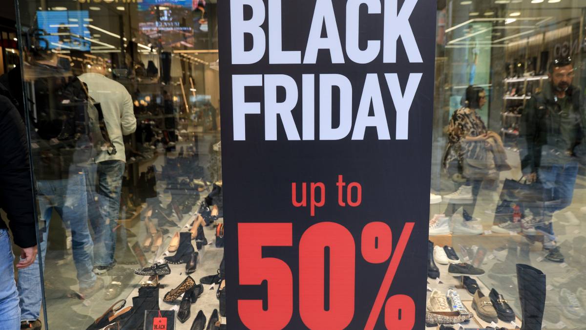 Black Friday και Cyber Monday 2025: Πότε πέφτουν οι μεγάλες ημέρες των προσφορών