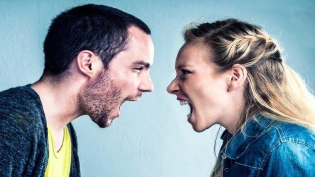 Το πρώτο σημάδι… τσιγκουνιάς σε μια νέα σχέση – Γιατί δεν πρέπει να το αγνοήσεις