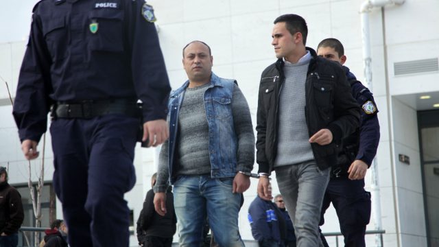 Δολοφονία Κουμανταρέα: Επιστρέφουν στην φυλακή οι δύο καταδικασθέντες