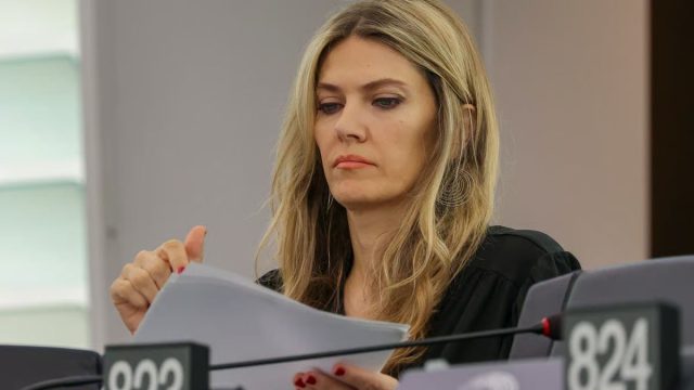 Αποκάλυψη για το Qatargate: Μία μάρτυρας «καίει» την Εύα Καϊλή – 100.000€ και πολυτελές διαμέρισμα