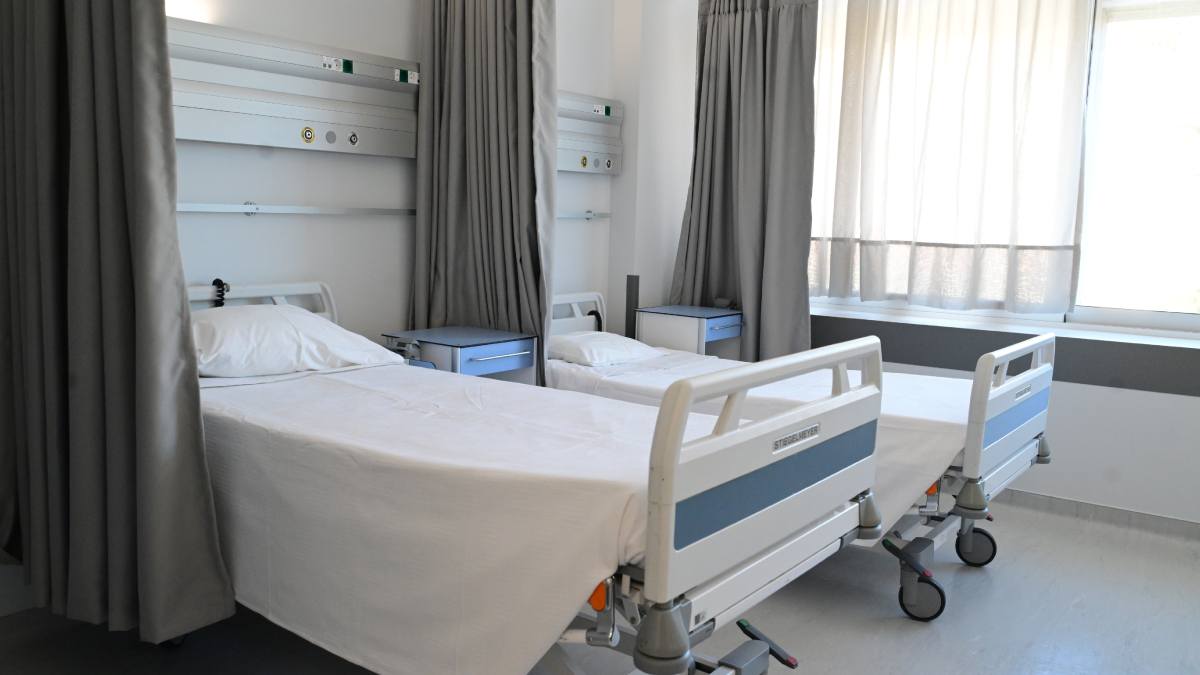«Μου έκαναν γαστροσκόπηση χωρίς αναισθησία, περίμενα 2,5 ώρες για μία ακτινογραφία»: Σοκάρει η καταγγελία ασθενούς για τον «Ευαγγελισμό»