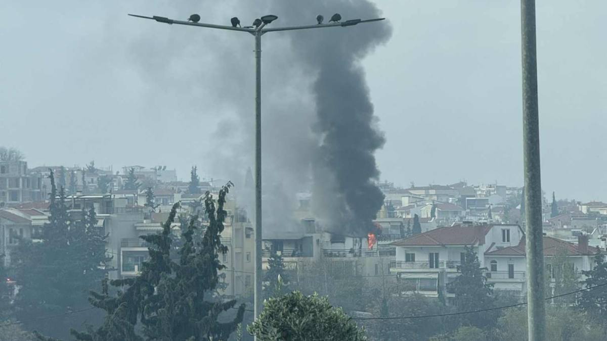 Συναγερμός στη Θεσσαλονίκη: Φωτιά σε διαμέρισμα – Μεγάλη κινητοποίηση της Πυροσβεστικής