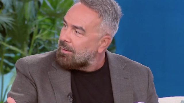 Γρηγόρης Γκουντάρας: «Τα παιδιά με ρωτούσαν “μπαμπά βρήκες δουλειά;” – Είχα πει να γίνω barista»