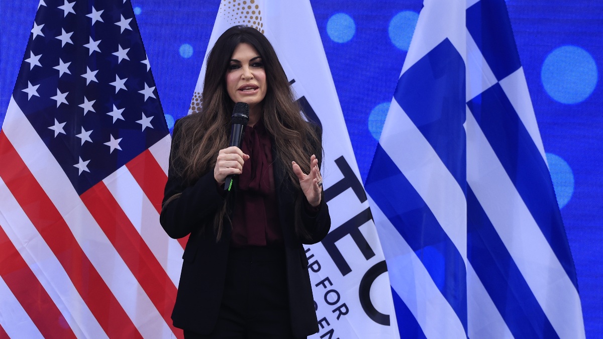 «Είμαι εδώ για να δουλέψω σκληρά» λέει η Κίμπερλι Γκίλφοϊλ σε επίσημο βίντεο