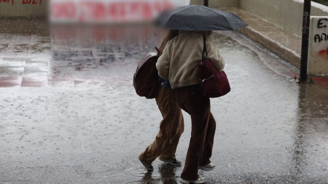 Καιρός 21/11: Έρχεται διήμερο με βροχές και καταιγίδες – Οι περιοχές που θα βρεθούν στο επίκεντρο σύμφωνα με Αρναούτογλου και Μαρουσάκη