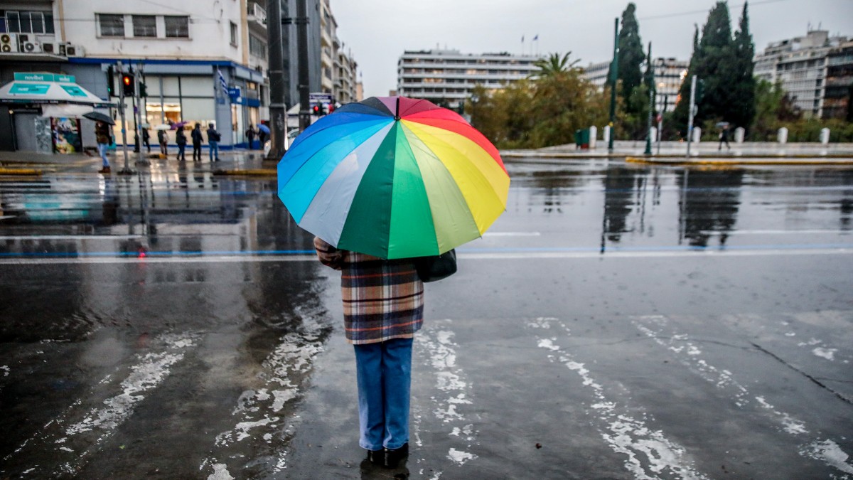 Κακοκαιρία «Adel»: Σταδιακή βελτίωση στην Αττική, έντονα φαινόμενα σε όλη τη χώρα – Προβλήματα με το ρεύμα και φόβοι για υπερχείλιση ρεμάτων