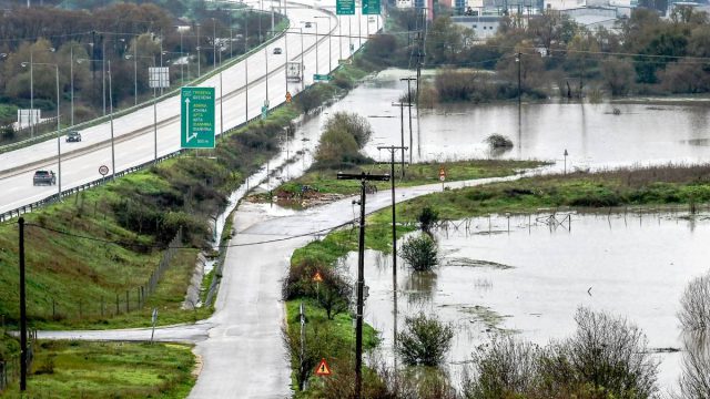 Σαρώνει η κακοκαιρία στην Ήπειρο: Τι είναι το «orographic lifting» που προκάλεσε τεράστιες καταστροφές