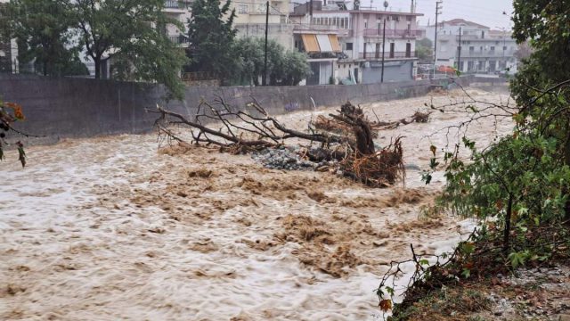 Έκτακτο δελτίο επιδείνωσης από την ΕΜΥ: Πού και πότε θα χτυπήσει η κακοκαιρία ADEL – Η ανάρτηση Κολυδά