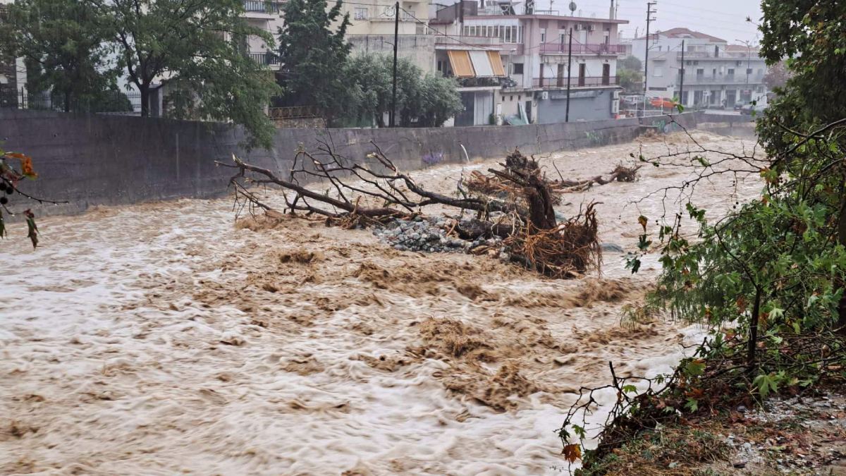 Έκτακτο δελτίο επιδείνωσης από την ΕΜΥ: Πού και πότε θα χτυπήσει η κακοκαιρία ADEL – Η ανάρτηση Κολυδά