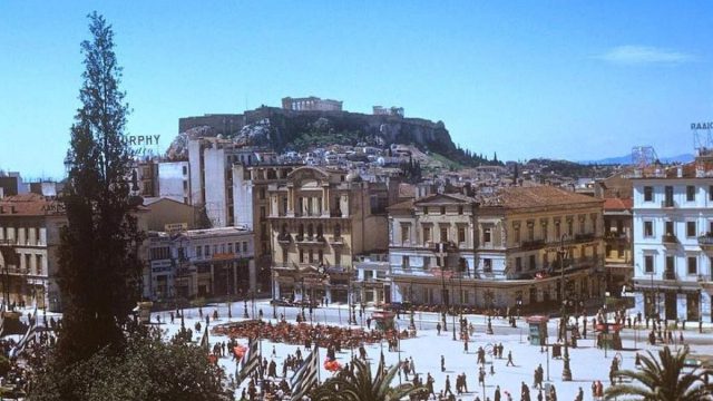 Κουίζ για την παλιά Αθήνα: Πού είναι αυτή η αθηναϊκή πλατεία;