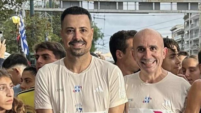 Πέτρος Κουσουλός & Γρηγόρης Λέων: Έτρεξαν μαζί στα 5 χλμ. του Μαραθωνίου