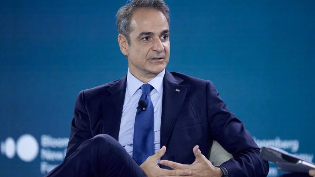 Μητσοτάκης για Ημέρα Ενόπλων Δυνάμεων: Τιμούμε το θάρρος όλων εκείνων που αγρυπνούν για το παρόν και το μέλλον της πατρίδας
