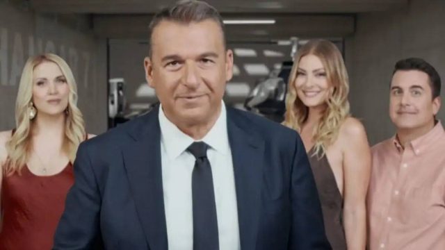 «Θα αρχίζουμε στην παλιά μας ώρα»: Τα «καρφιά» του Λιάγκα στον αέρα – Η εκπομπή ξεκίνησε με καθυστέρηση